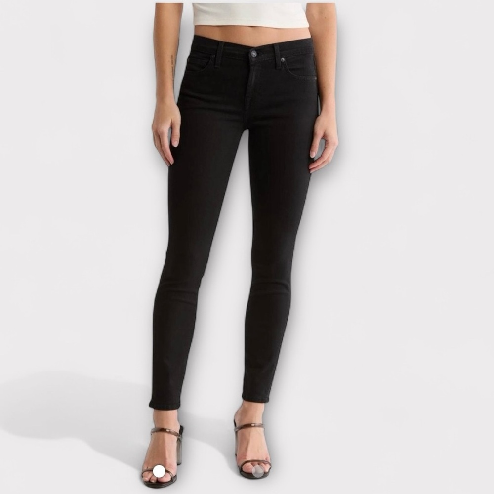 7 For All Mankind Gwenevere Super Skinny Low Rise Jean in Black Women's Size 26